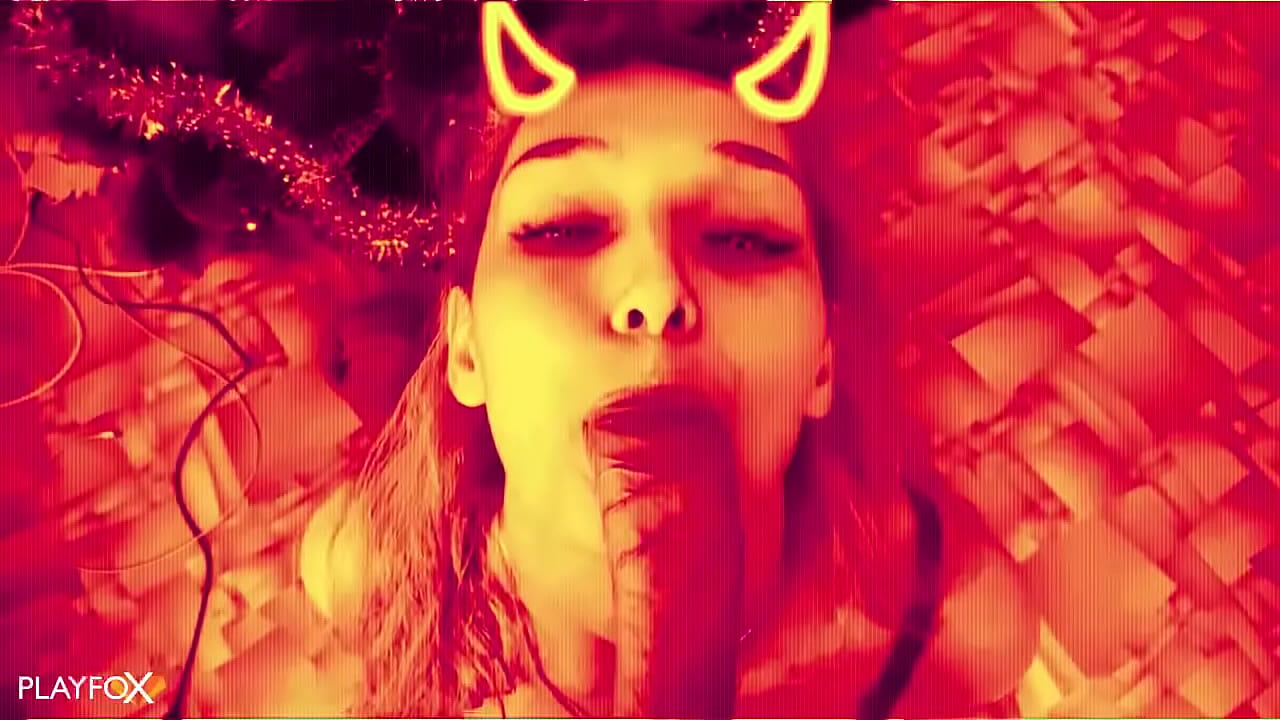 I-devilish hottie ibhejwa kahle kakhulu futhi igibela imbongolo yayo